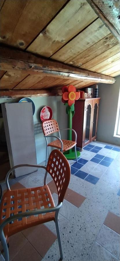 Maria Banana Guest House 波利纳 外观 照片